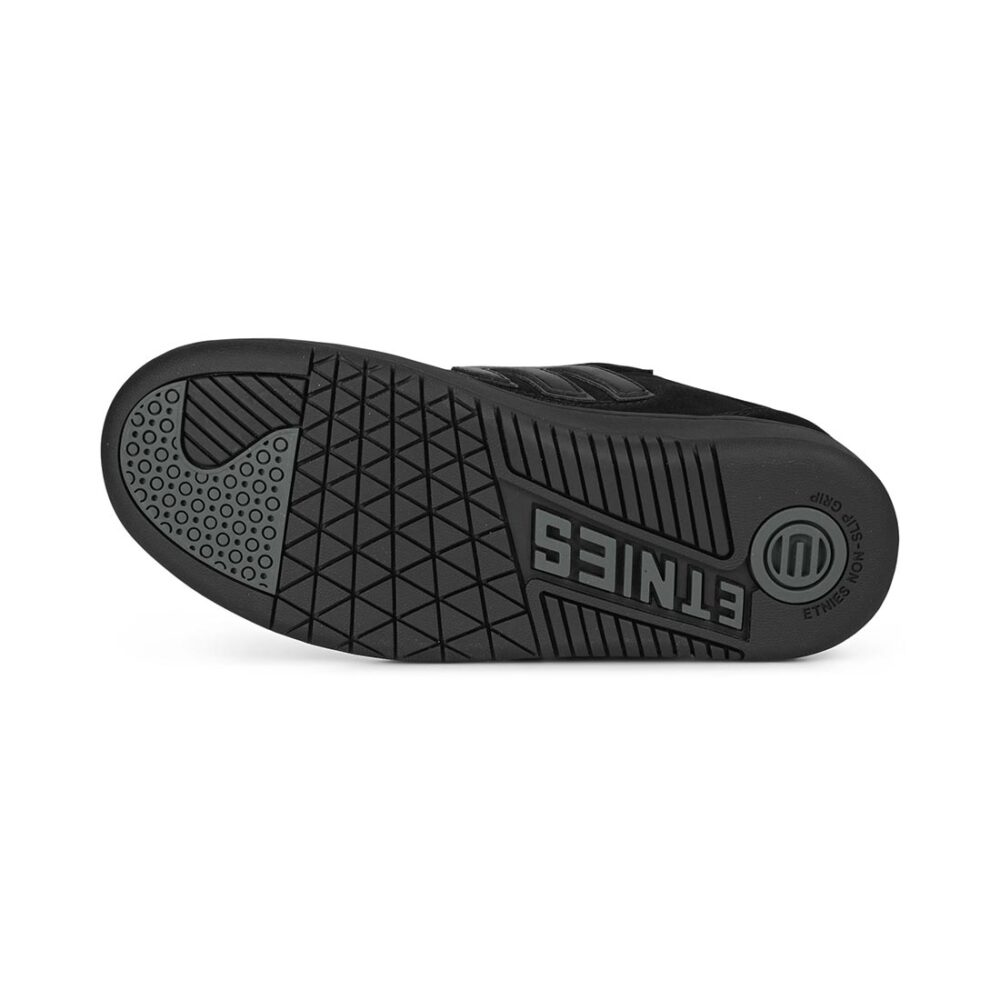 Etnies Lo Cut Skate Shoes - Black/Black/Black