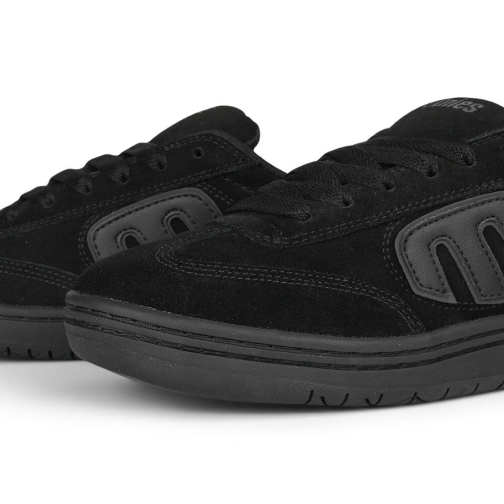 Etnies Lo Cut Skate Shoes - Black/Black/Black