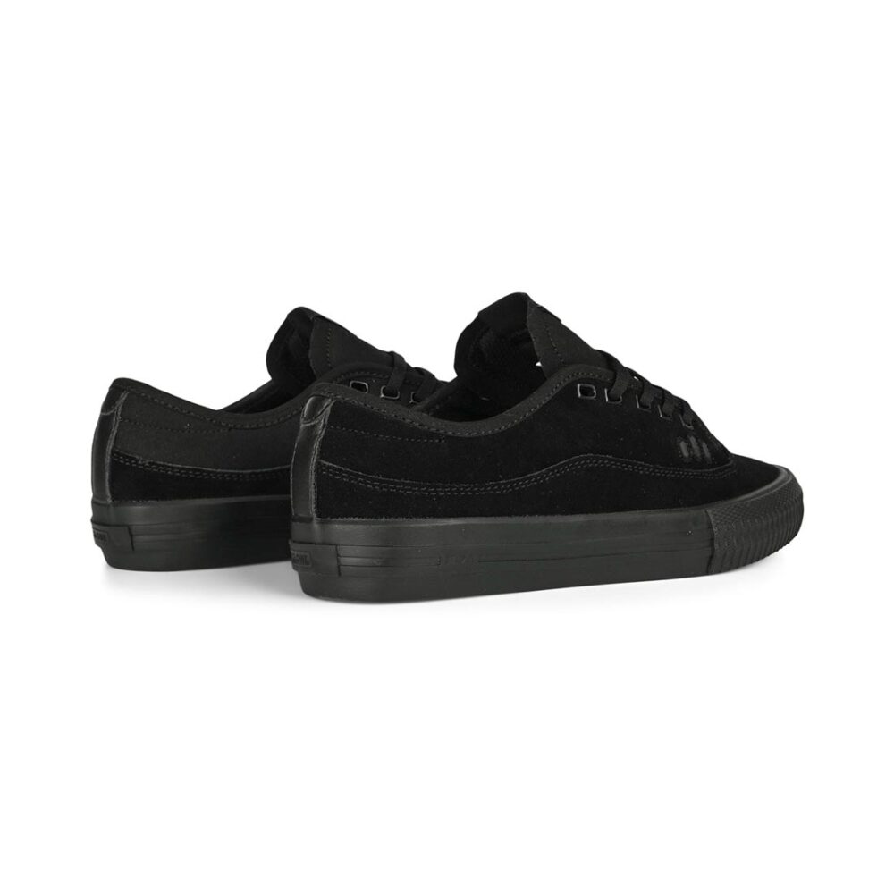 Globe Gillette Skate Shoes - Black/Suede/Black