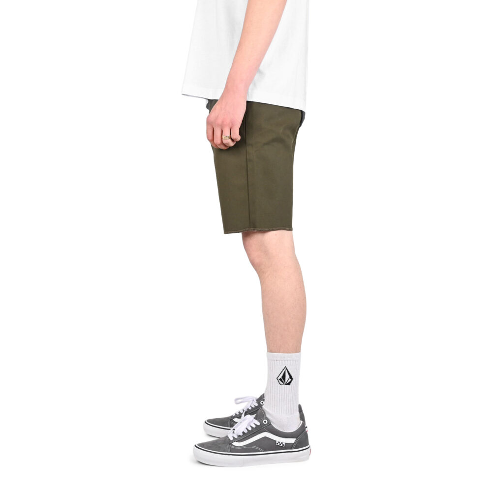 Anti Hero Hecho Por Skate Chino Shorts - Dark Olive