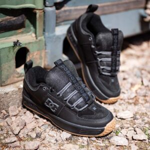 DC Lynx OG Skate Shoes - Black/Gum