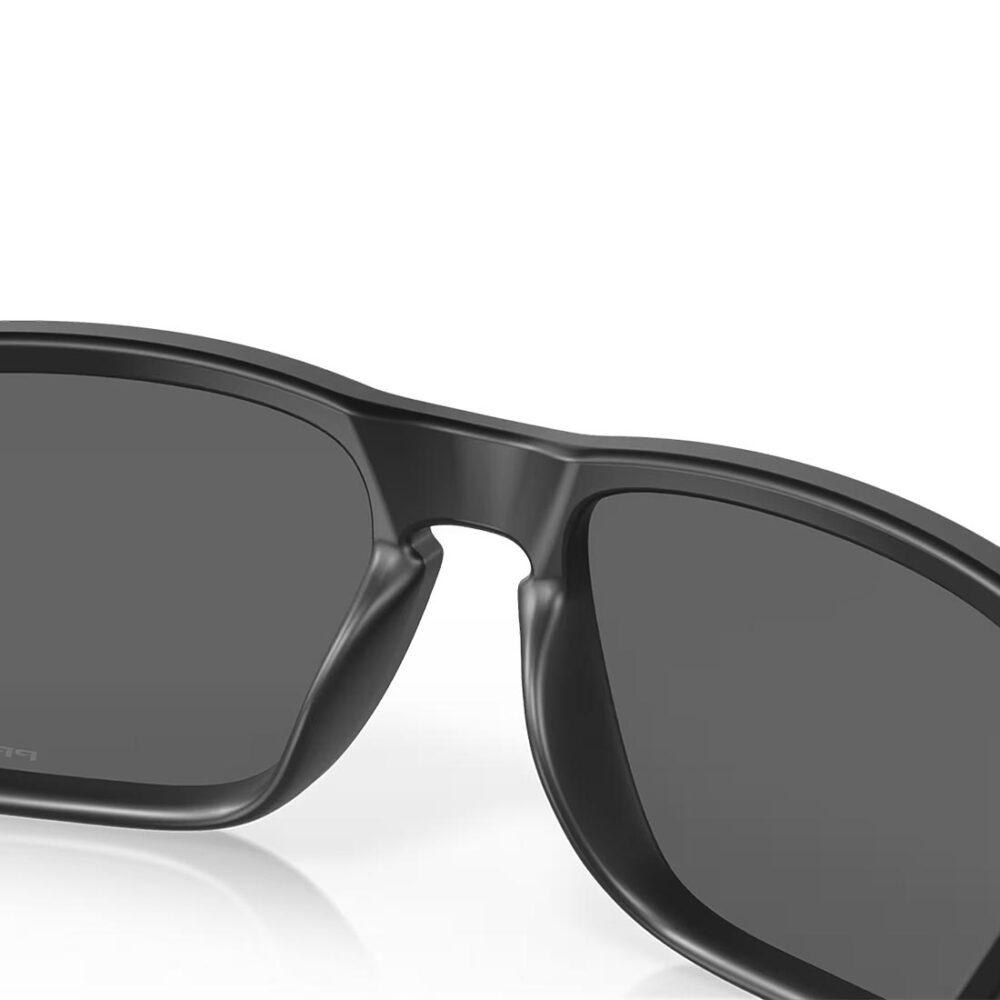 Oakley Holbrook Polarised Sunglasses - Matte Black/Prizm Black