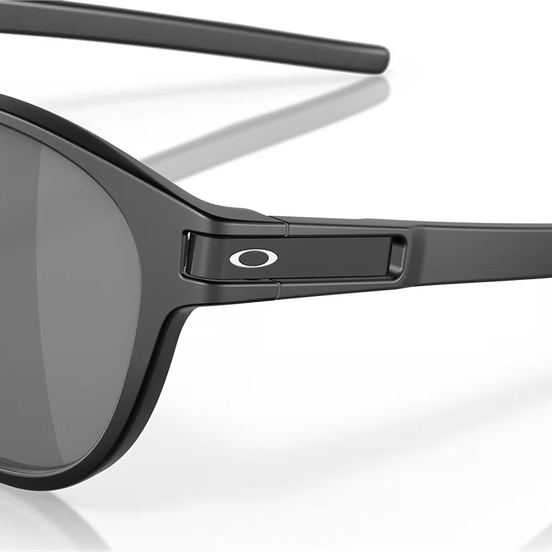 Oakley Latch Sunglasses - Matte Black/Prizm Black - Supereight