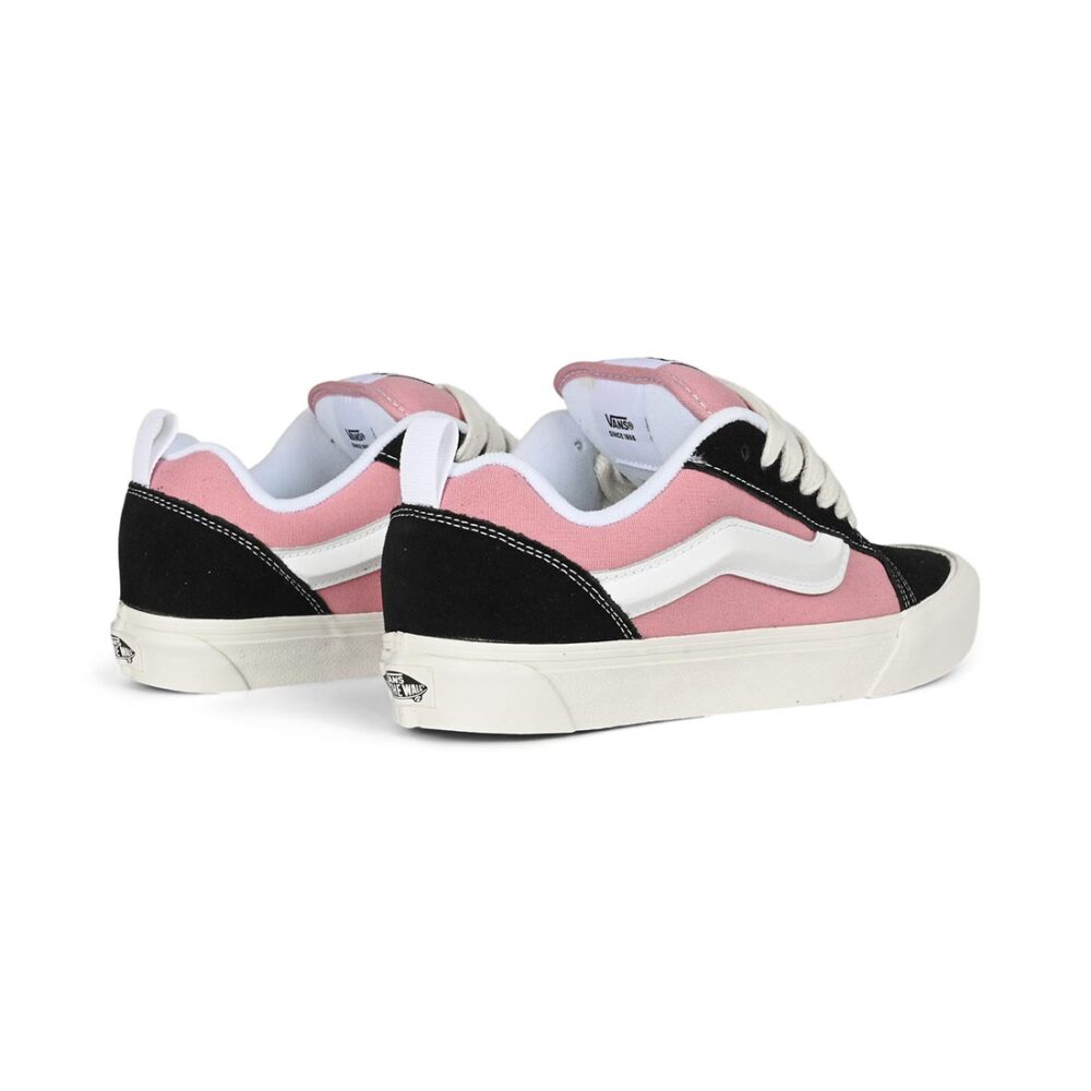 Vans Knu Skool Skate Shoes - Black/Pink