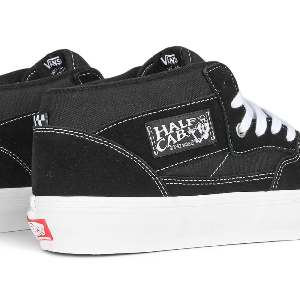 Vans Half Cab Skate Shoes - Black/White