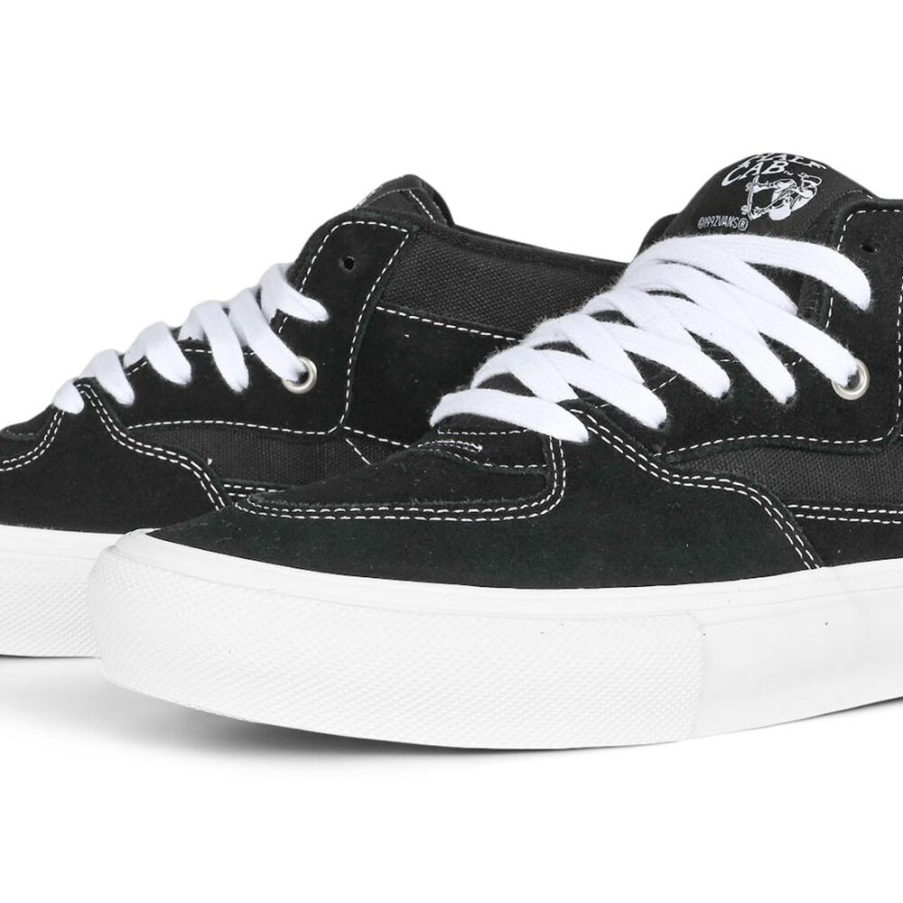 Vans Half Cab Skate Shoes - Black/White