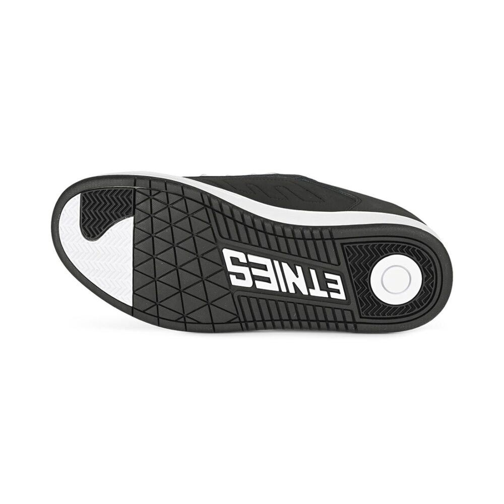 Etnies Kingpin 2K Skate Shoes - Black/White