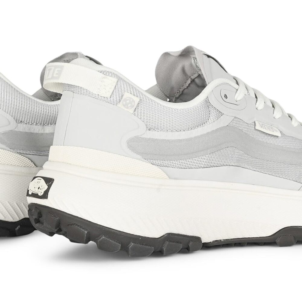 Vans Crosspath MTE Shoes - Silver/Silver