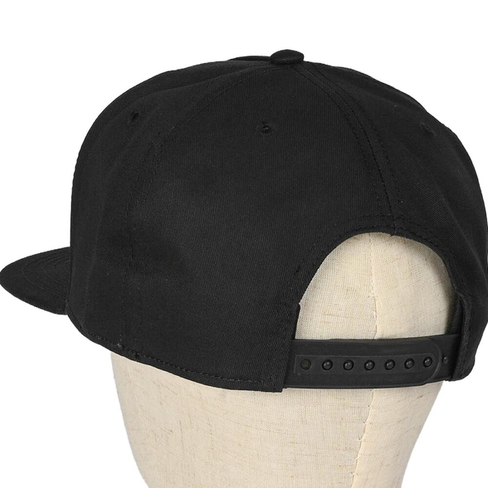 eS Script Snapback Cap – Black