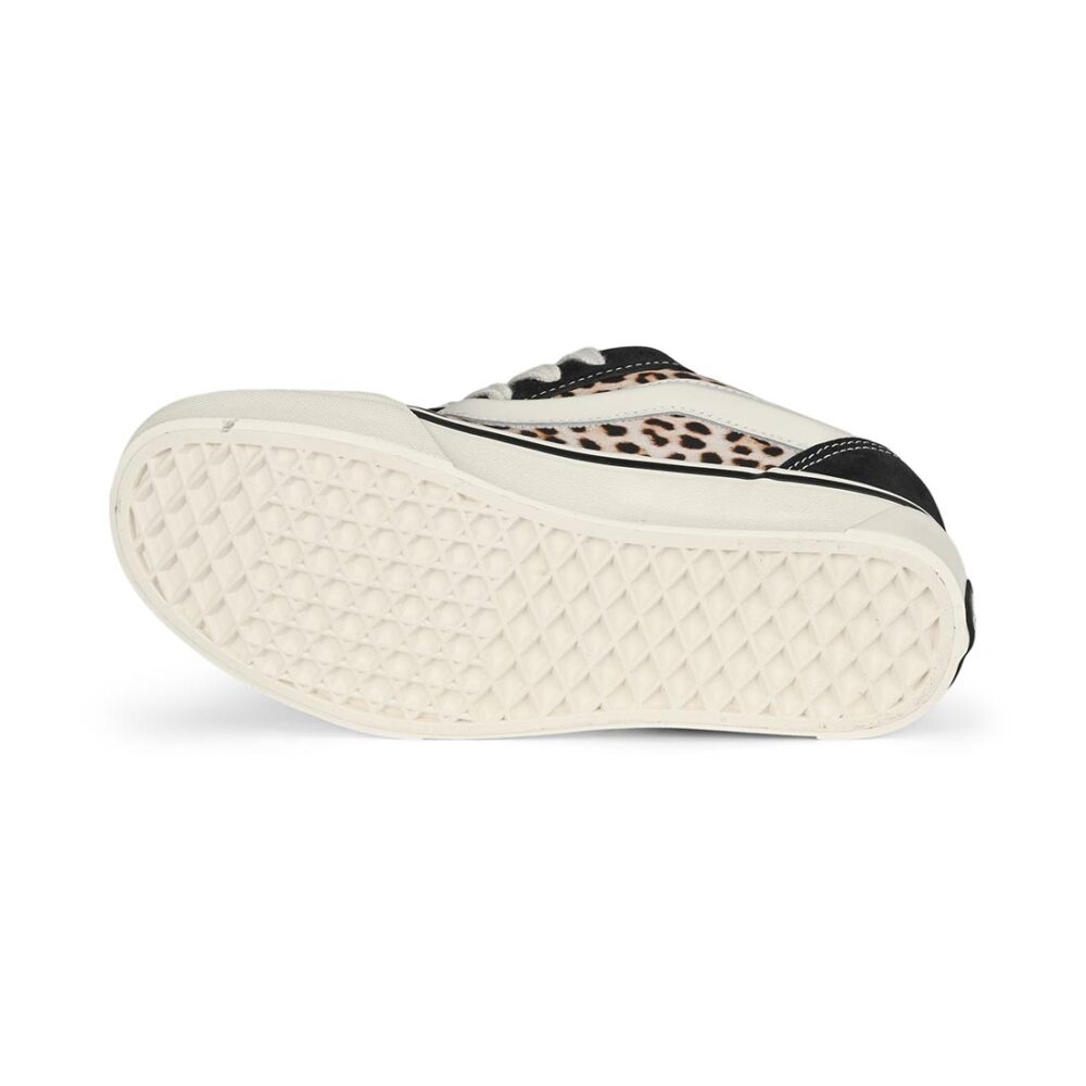 Vans Knu Skool Skate Shoes - Black/Leopard