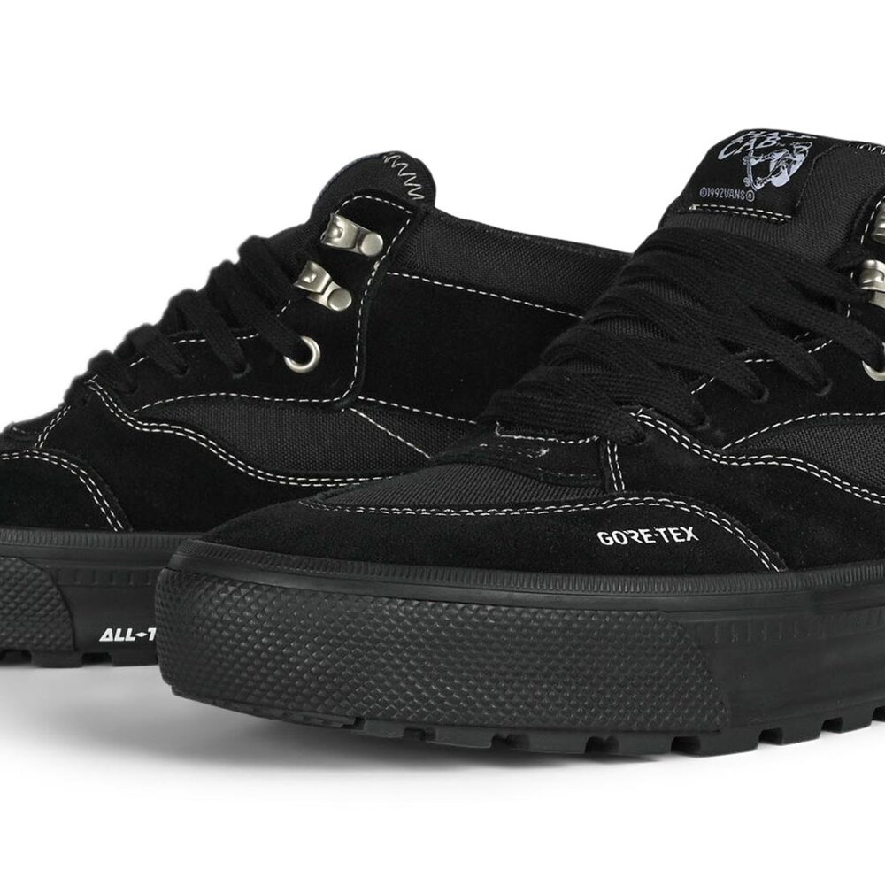 Vans Half Cab Gore-Tex Insulated Winterised Skate Shoes - Black/Black
