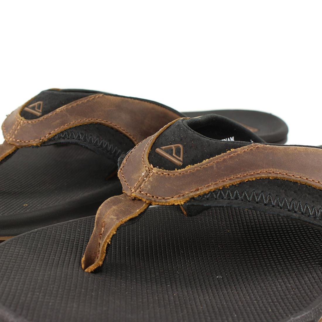 leather fanning low